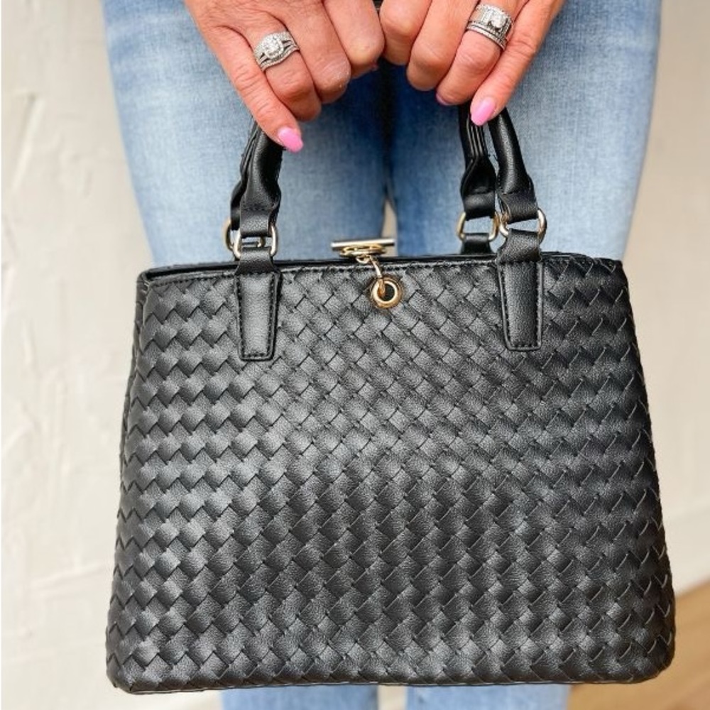 FASHION CHIC BLACK HANDLE SATCHEL BAG